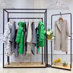 貴芝女裝品牌女裝尾貨批發(fā)好干嘛品牌女裝風(fēng)衣折扣批發(fā)