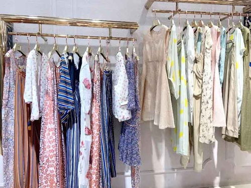 田家庵2021年春夏新款品牌折扣女裝尾貨批發(fā)供應商 優(yōu)質(zhì)渠道助力服裝批發(fā)業(yè)務